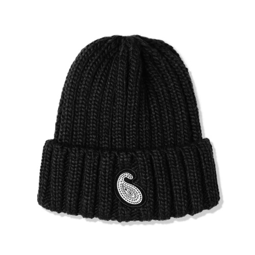 YP PAISLEY PATCH KNIT BEANIE BLACK